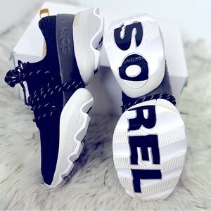 SOREL Womens Kinetic Impact Black/White Fashion Sneaker Size 8